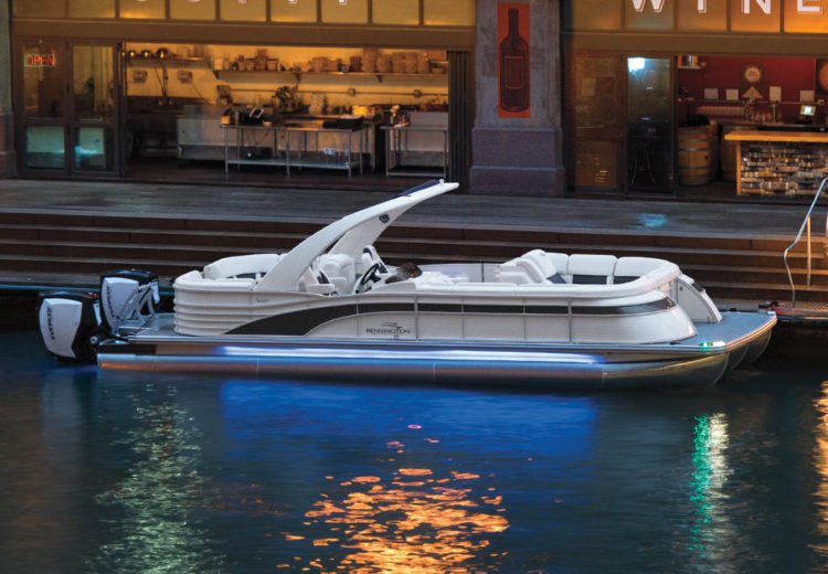 Q Series Luxury Pontoon Boats by Bennington